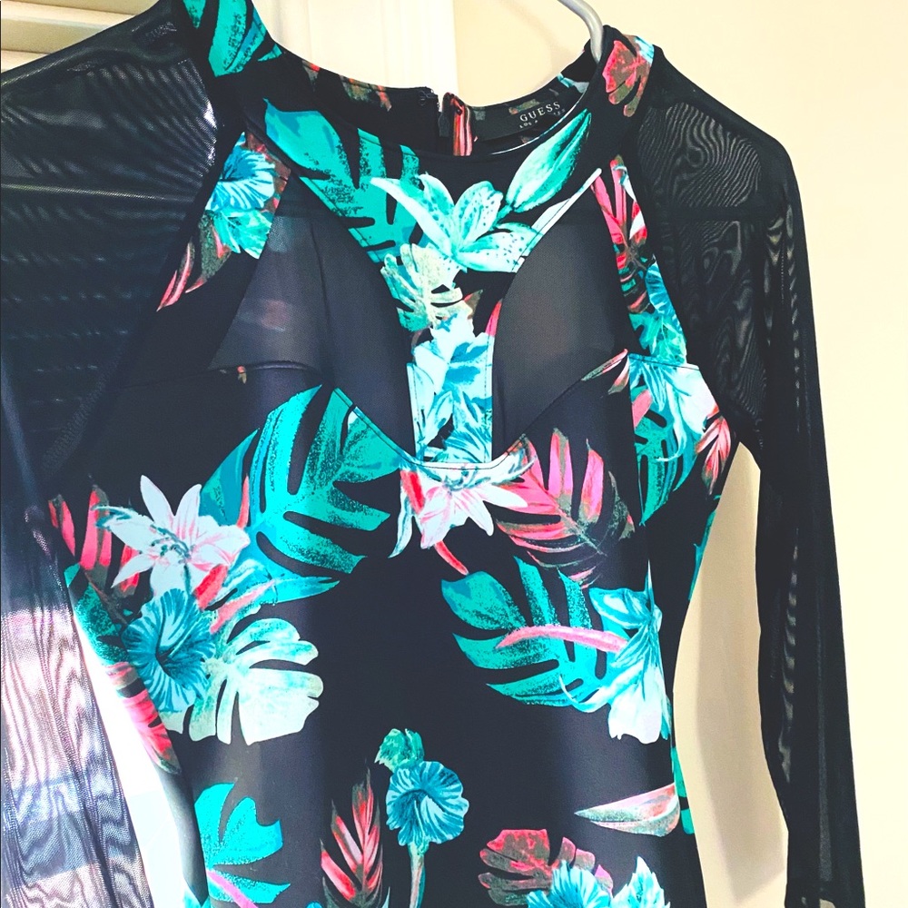 NEW- never worn GUESS dress